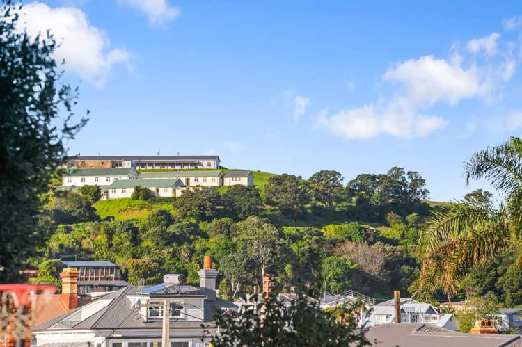 6 Church Street Devonport_22