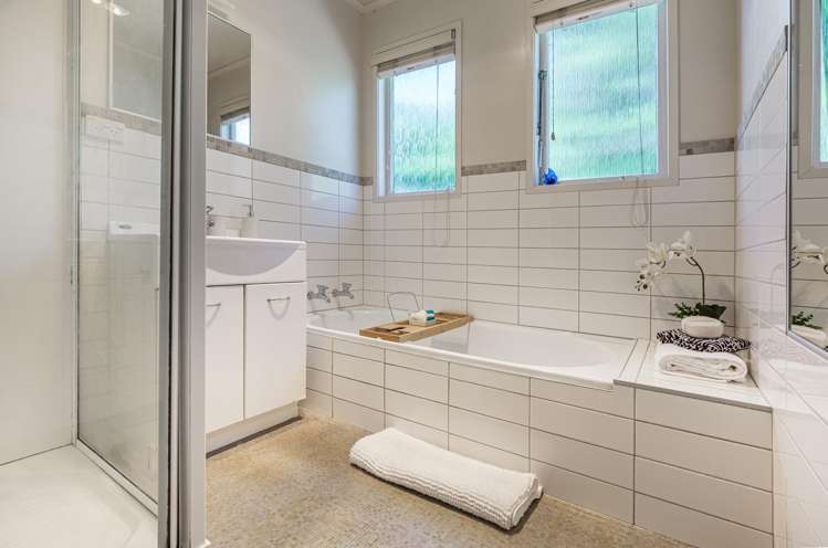 2 Coromandel Road Oneroa_10