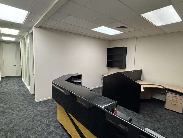 Various at 240/238 Victoria Street Hamilton_4