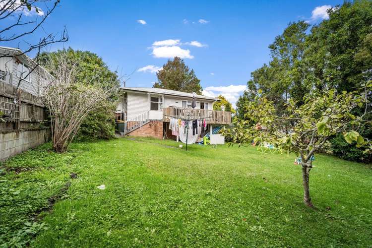 64 Sherwood Avenue Te Atatu South_12