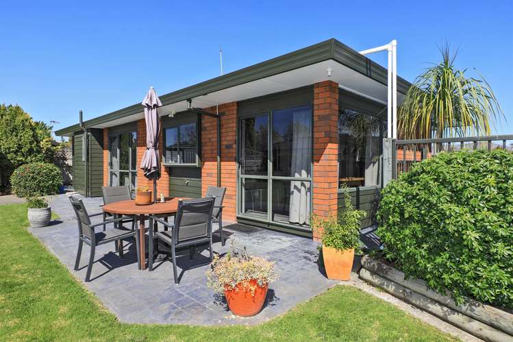 21 Hyatt Grove Greenmeadows_15