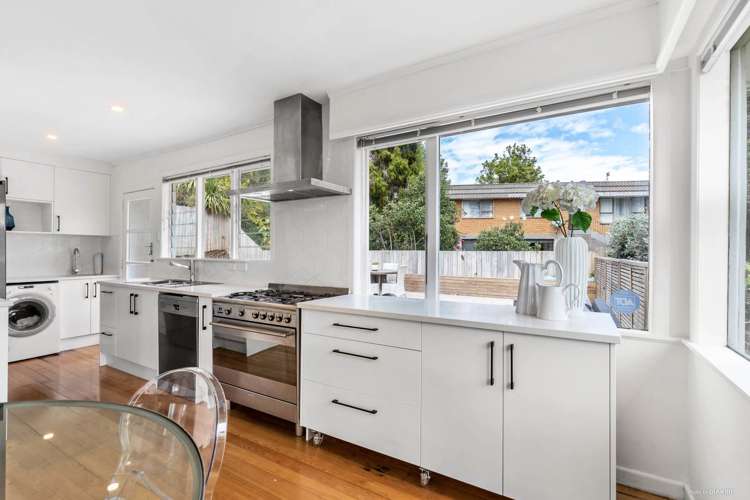 1/6 Neal Avenue Glenfield_7
