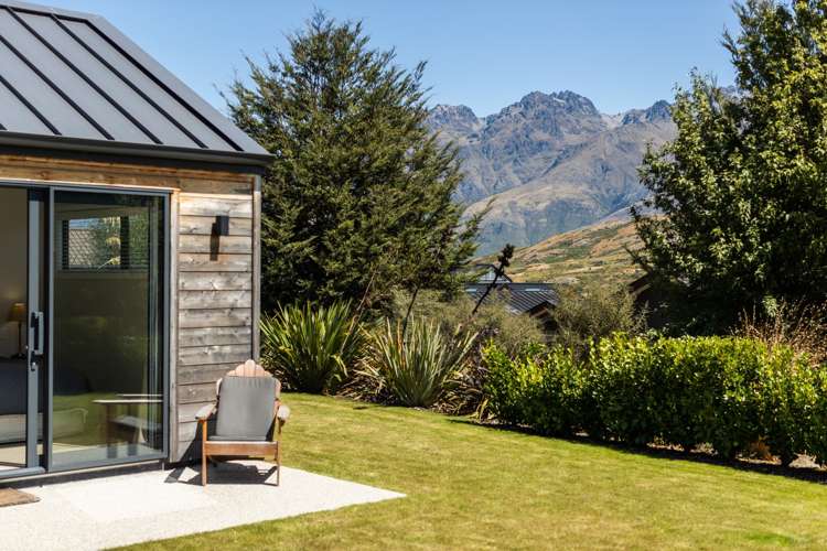 40 Mcadam Drive Jacks Point_17