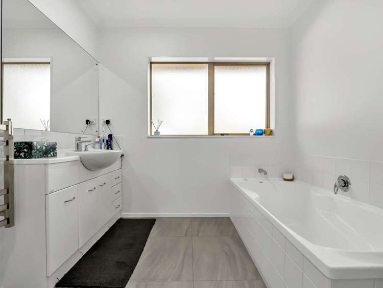 17 Brights Road Waiuku_21