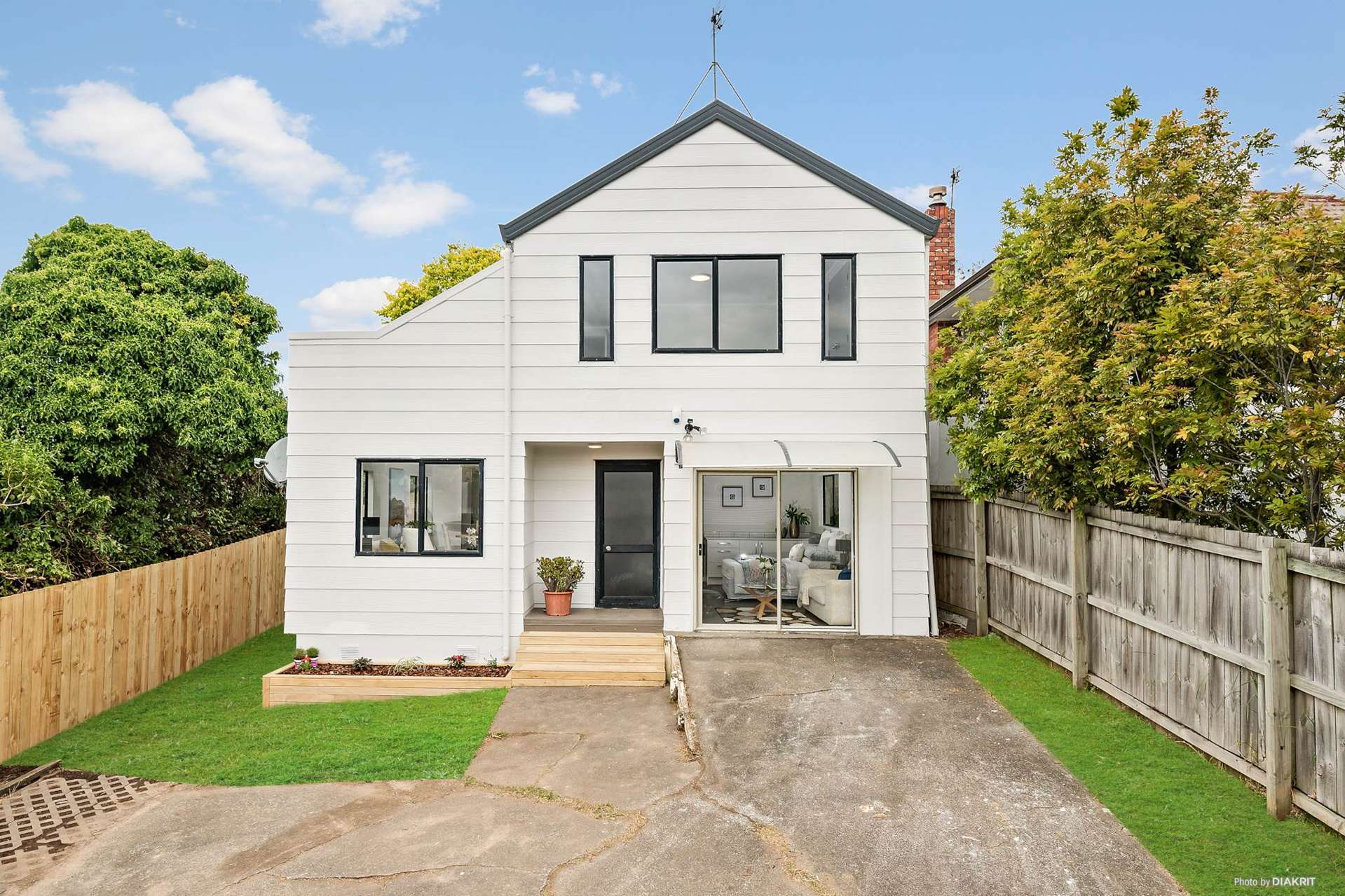 2/523 Glenfield Road Glenfield_0