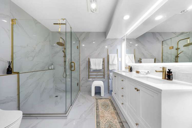 24 St Clair Place Browns Bay_9