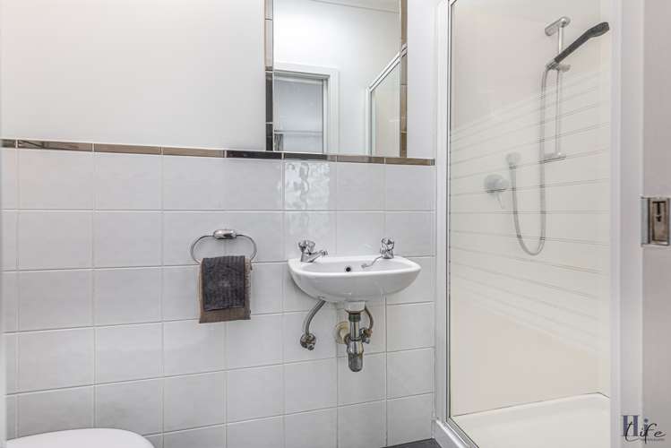 1e/8 Farnham Street Parnell_10