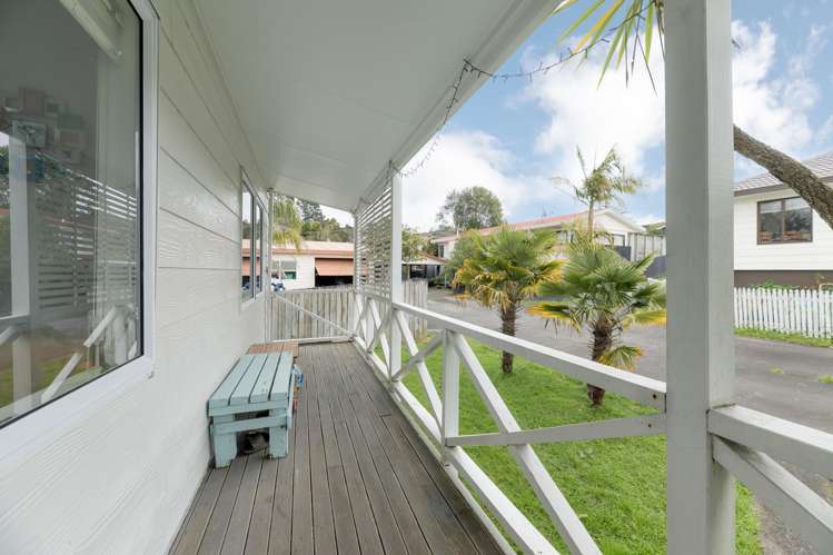 19 Meadowvale Rise Titirangi_12