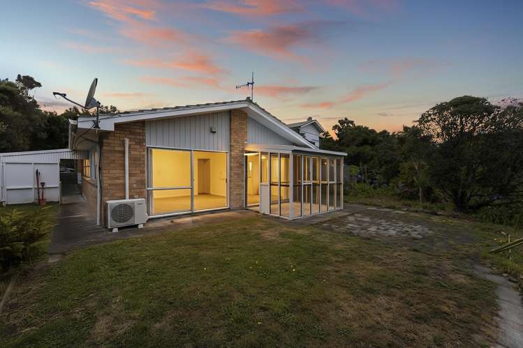 89b Alexander Road Raumati Beach_0