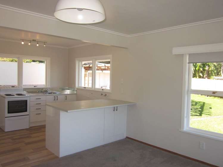 27B Montgomery Avenue Belmont_8