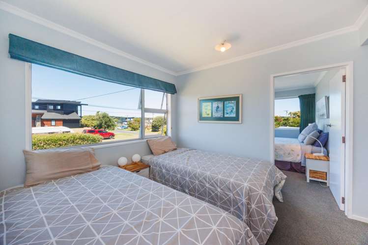 35 Shortt Street Foxton Beach_16