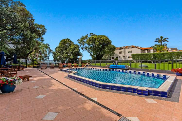 4E/175 Hurstmere Road_3