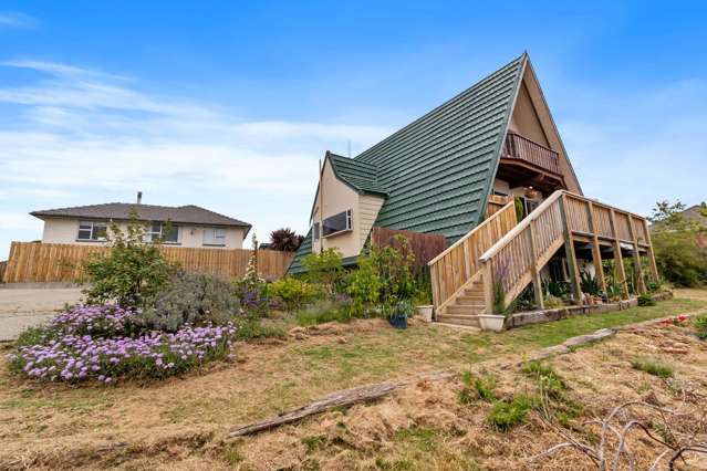 Space - Sunshine & Views!