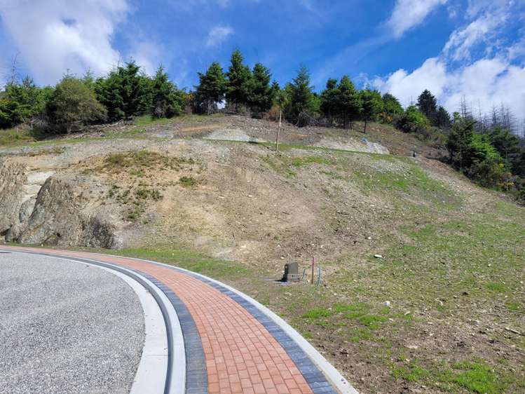 Lot 29 Remarkables View_3