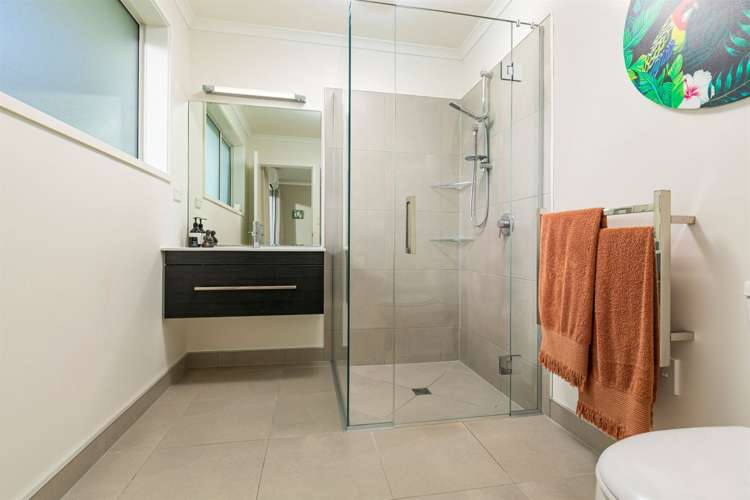 3 Turpin Road Riverhead_15