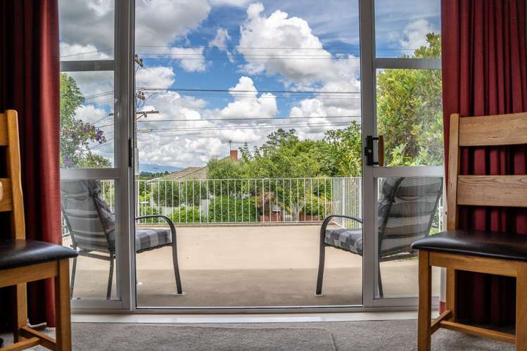 17 Johnsview Terrace Hillcrest_12