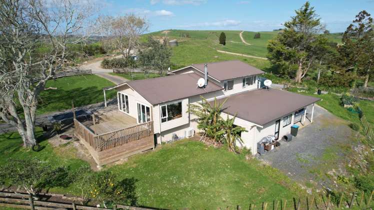 144 Russek Road Hukerenui_18