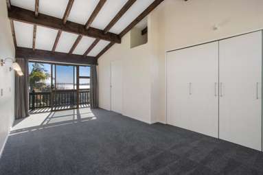 32 Vivian Drive_2