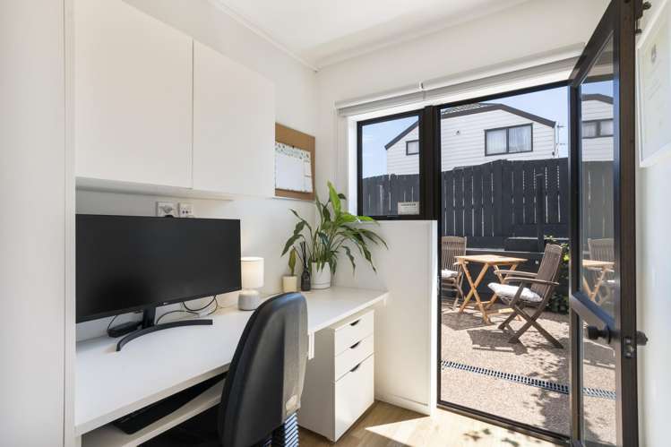 3/9 Billabong Place Botany Downs_11