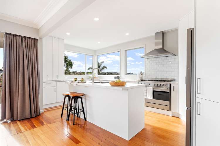 12 Tawhana Crescent Red Beach_11