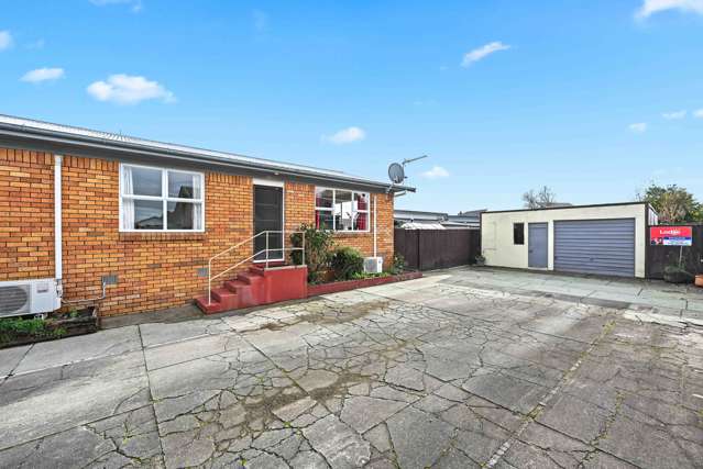 31a Mardon Road Enderley_2