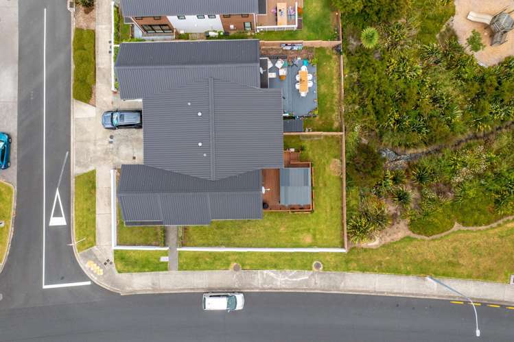 2 Seafarer Crescent Stanmore Bay_35