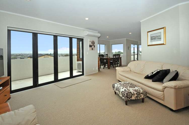 2/56 Potter Avenue Northcote_12