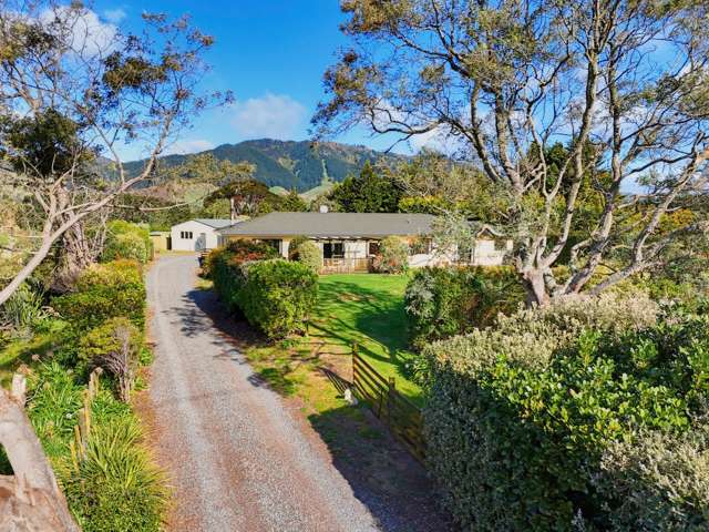 Coast Meets Country: Premium 3.67ha Lifestyle