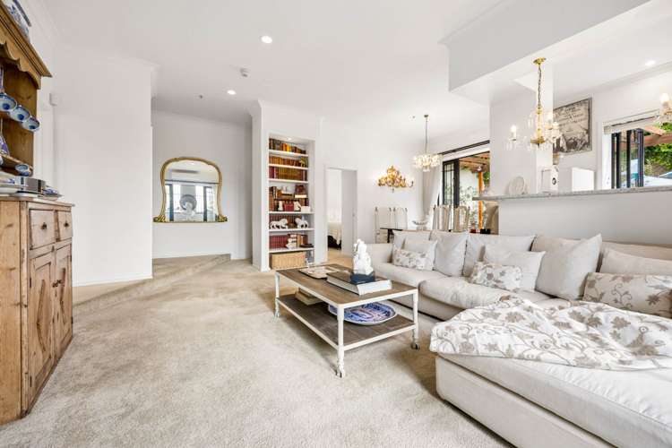 AA/8 Farnham Street Parnell_7