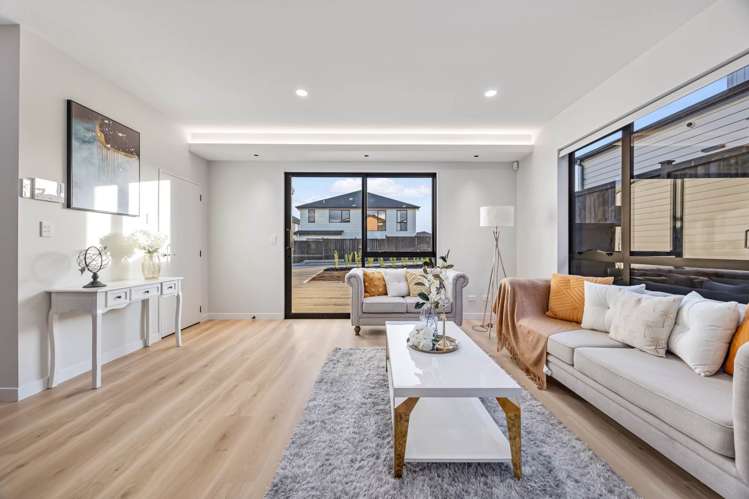 37 Park Green Avenue Rosehill_17