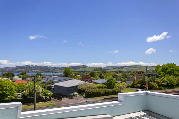 12 Mere Road Taupo_18