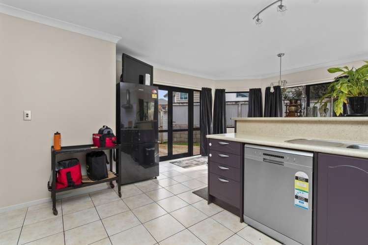 24 Roderick Place 2612_4