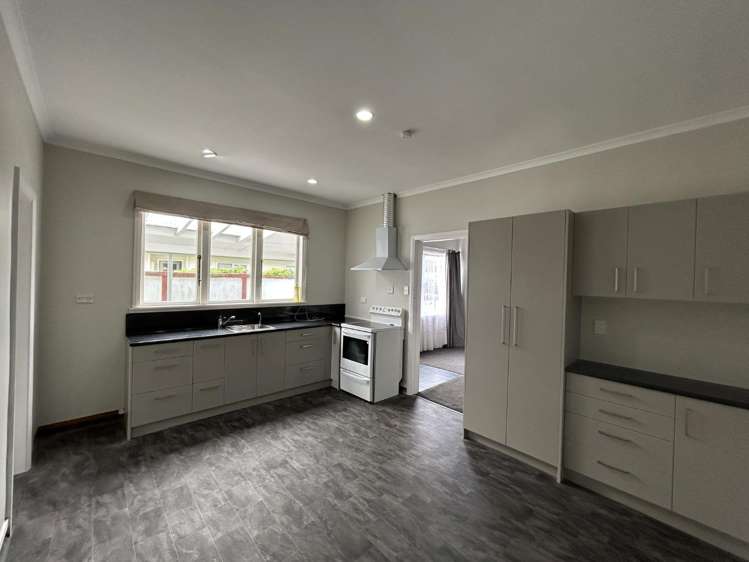 10 Tiraumea Road 11185_1