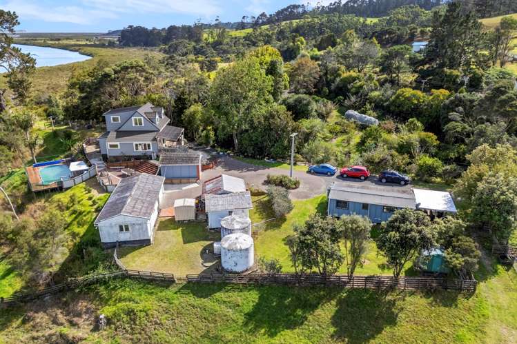 85 Kaipara Coast Highway Helensville_3