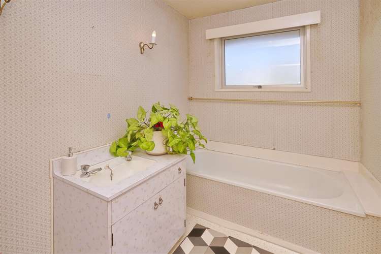 24a Tilford Street Woolston_12