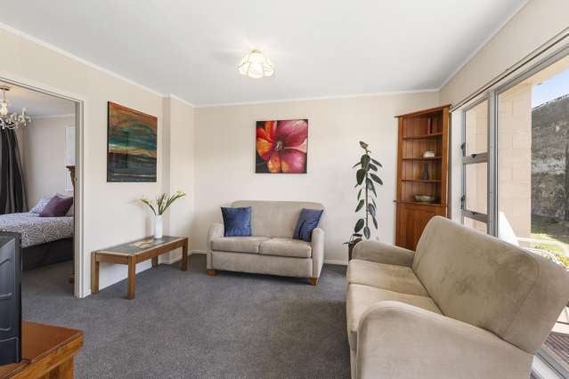 5/154 Onepu Road Lyall Bay_4