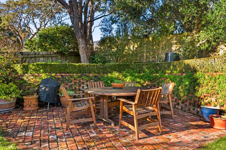 27 Friend Street Karori_17