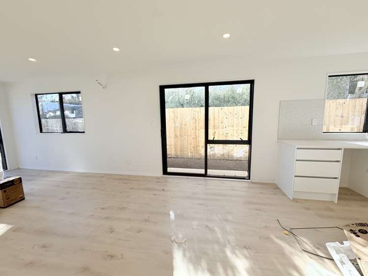 Lot 3/3 Gill Avenue Te Atatu Peninsula_19