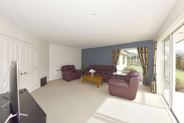 15 Palm Drive Shirley_5