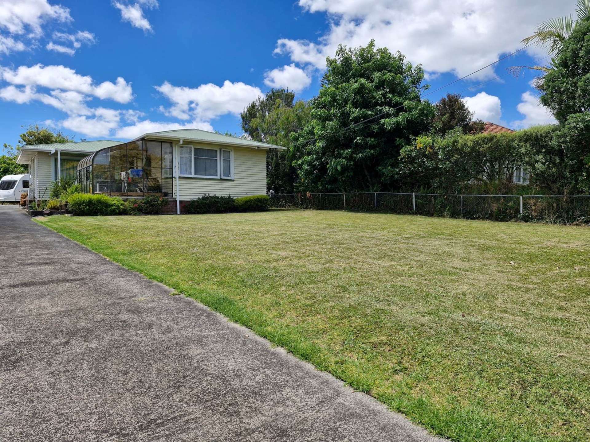 817 Te Atatu Road Te Atatu Peninsula_0