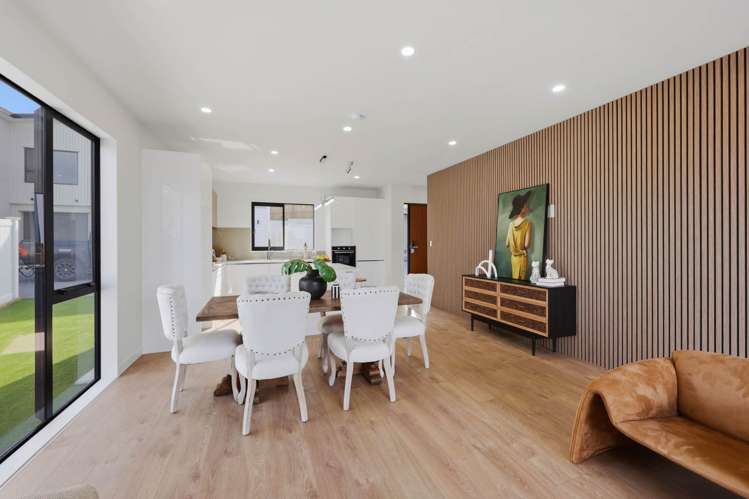 21 & 23 Putini Road Mangere Bridge_9