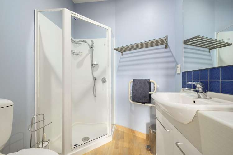 205/107 Thorndon Quay Pipitea_8