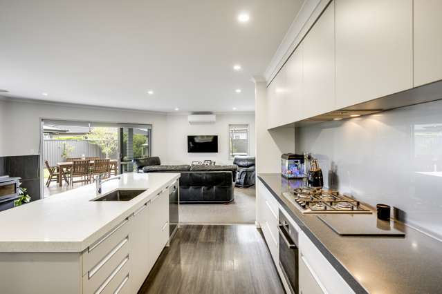 17 Waitaki Way Poraiti_2