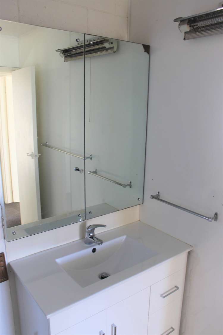 4/421 Cashel Street Linwood_7