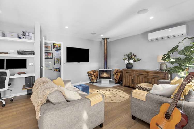 10 Snowberry Street Albert Town_7