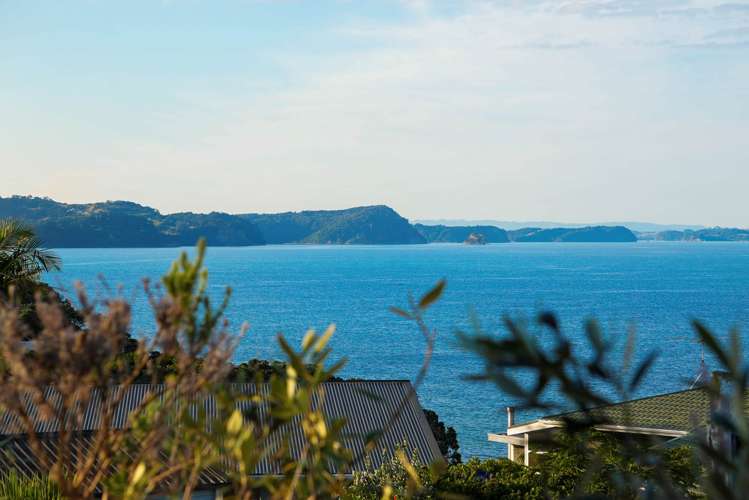 3 Elgin Place Red Beach_1