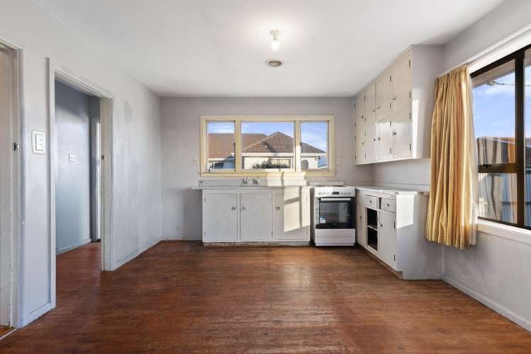 66 Eureka Street Aranui_3