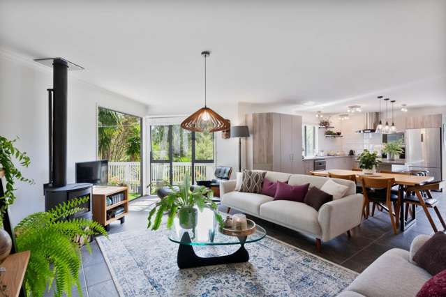 Stylish Family Retreat - Your Slice of Paradise