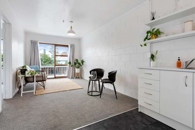 11/27 St Georges Road Avondale_1