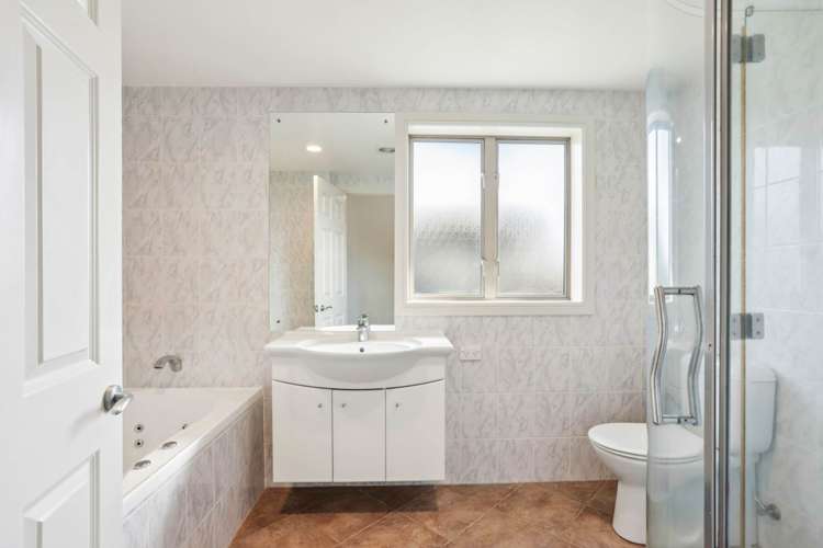 30 Waikura Drive Te Atatu Peninsula_23